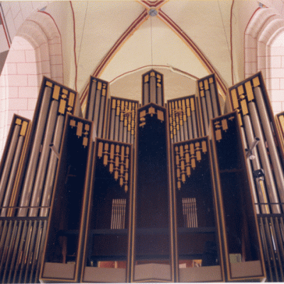08 2006 Rp Orgelprospekt mit leerem Rückpositiv
